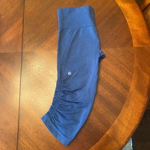 Lululemon size 8 crop leggings